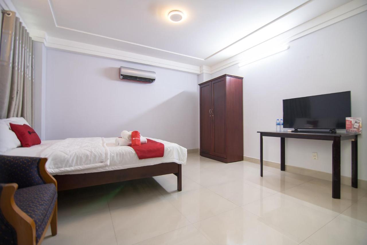Reddoorz Near Hoa Lu Stadium Ho Chi Minh-byen Eksteriør bilde
