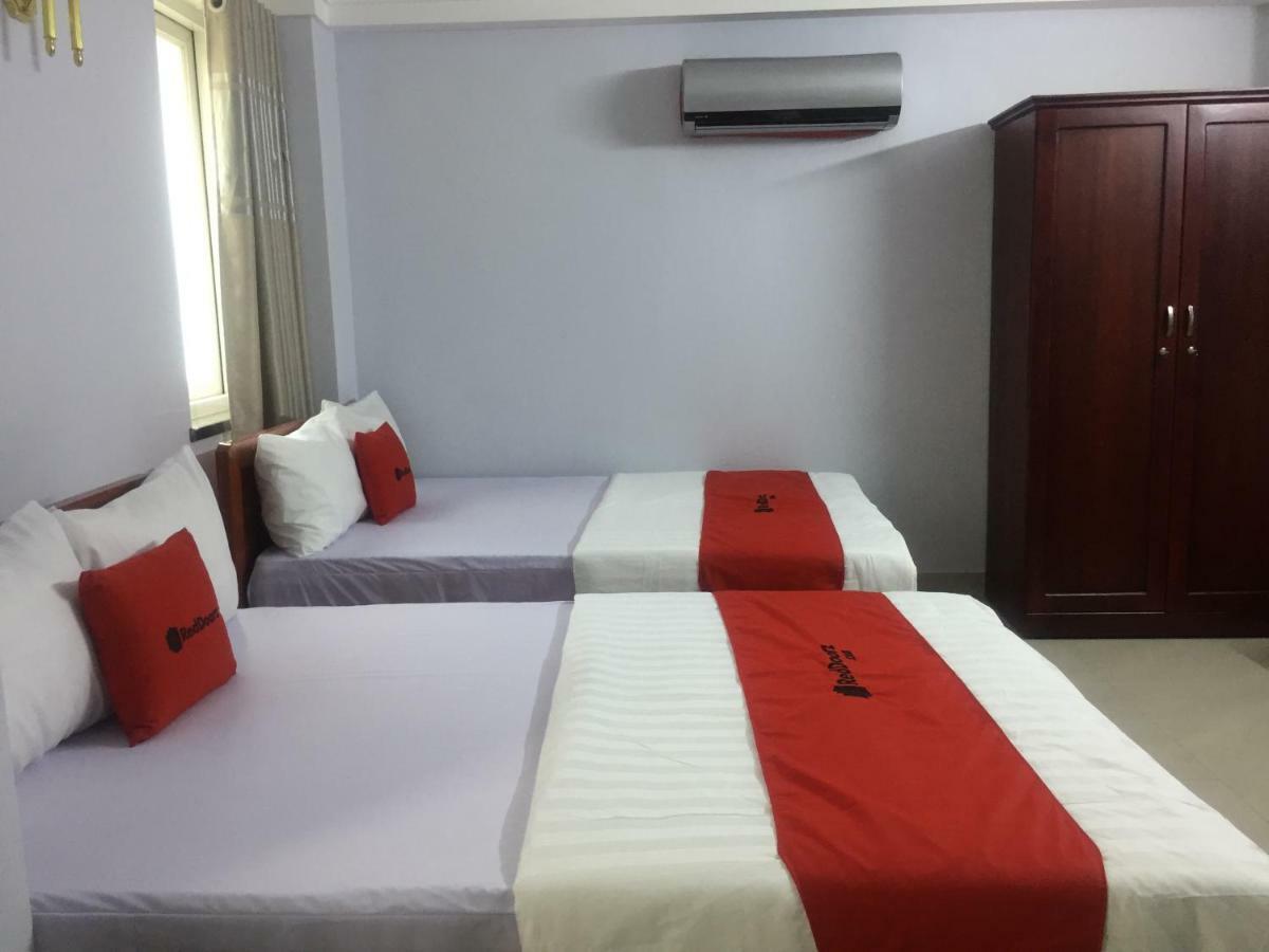 Reddoorz Near Hoa Lu Stadium Ho Chi Minh-byen Eksteriør bilde